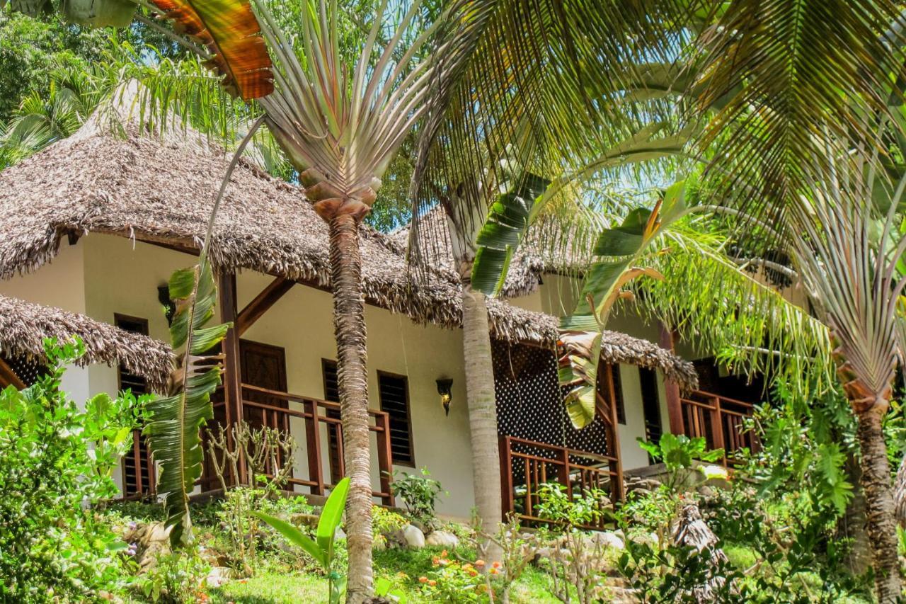 Sakatia Lodge Ampasimena Extérieur photo